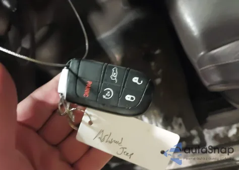 2014 Jeep Grand Cherokee Summit из США, поврежденный, VIN 1C4RJFJG0EC490352